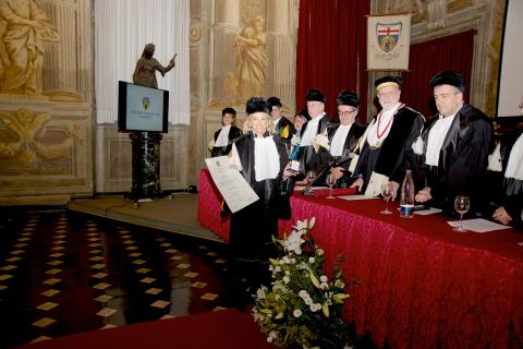 Conferimento laurea